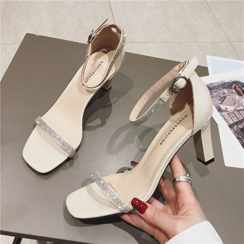 2020新款韩版blingbling水钻女鞋 憨叮熊单鞋