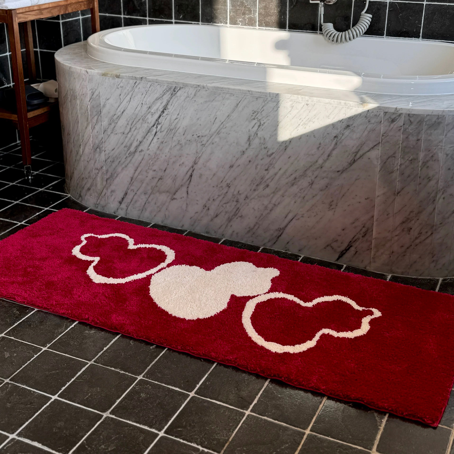 红色床边地毯高级感长条卧室结婚2026新款毛绒加厚防滑可水洗地垫,淘宝优惠券,粉丝福利购,淘宝优惠卷