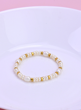 串珠叠搭优雅轻奢气质弹力绳手链