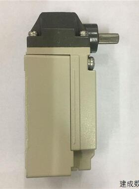 议价OMRONOMRON限位行程油缸模具开关D4A-3301N滚珠摆杆导管带指