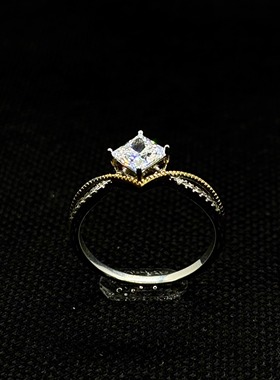 双色公主方一克拉方形戒指