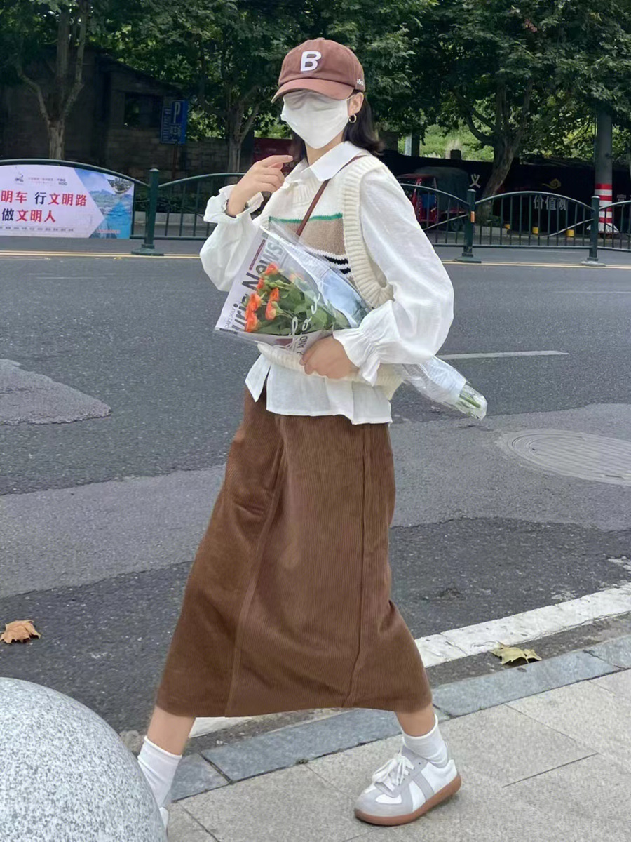 秋装盐系穿搭韩剧轻熟御姐气质温柔风高级感马甲半身裙两件套装女