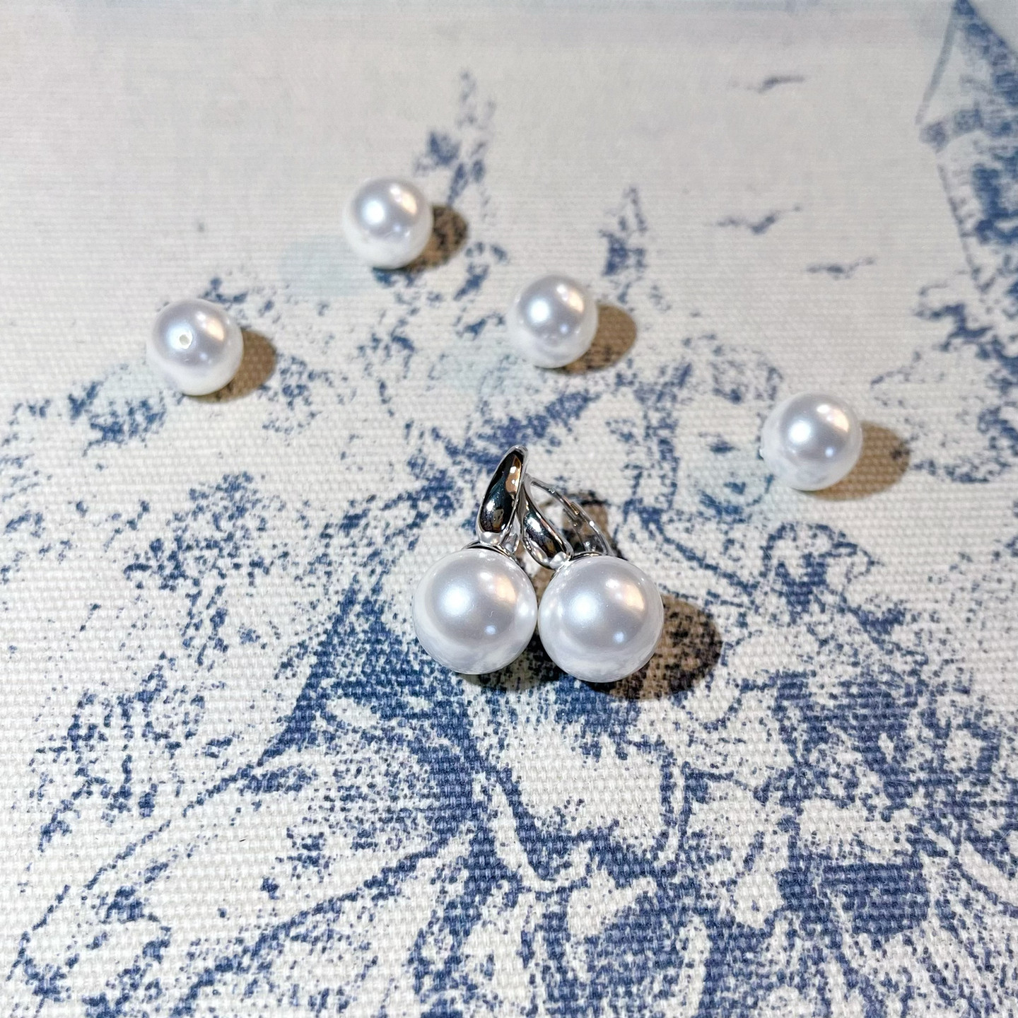 925银经典深海澳母贝澳白色珍珠水桶耳钉女名媛法式复古耳钉新潮,淘宝优惠券,粉丝福利购,淘宝优惠卷