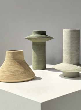 LIVETAIins莫兰迪拉丝纹陶瓷花瓶