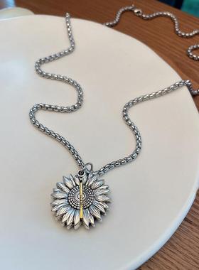 dukato项链向日葵钛钢珍珠链