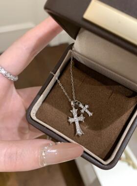 女神的象征「十字星芒」项链