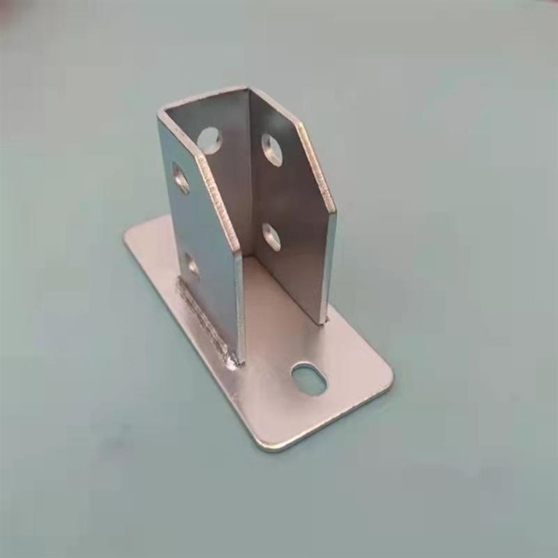 方管免焊连接件铁管连接紧固件护栏固定底座方通连接件万能支架件 - 图1