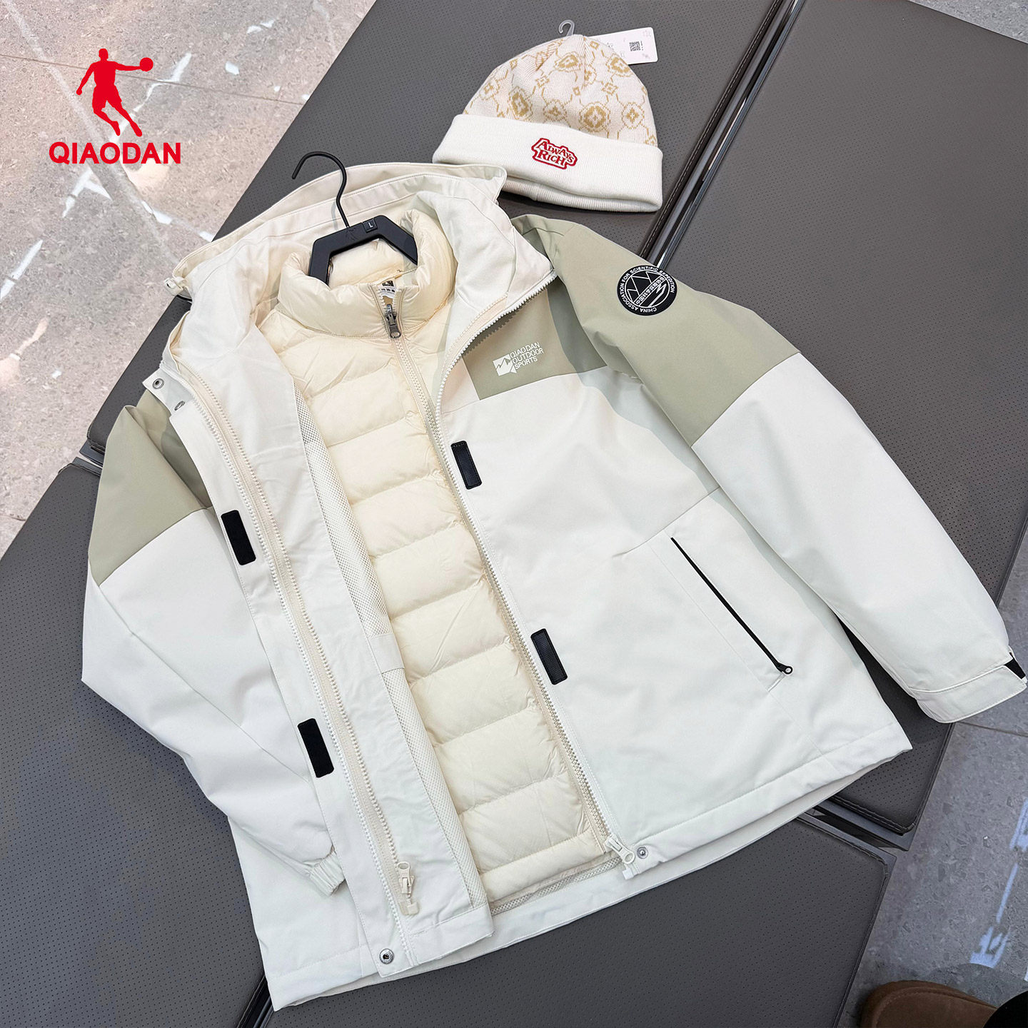 乔丹羽绒服女款2025冬季保暖户外休闲三合一女士外套QDFFD2254313