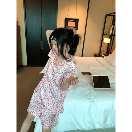 馨帮帮Homedress 甜美豹纹冰丝睡衣套装女夏季短袖短裤薄款家居服 - 图2