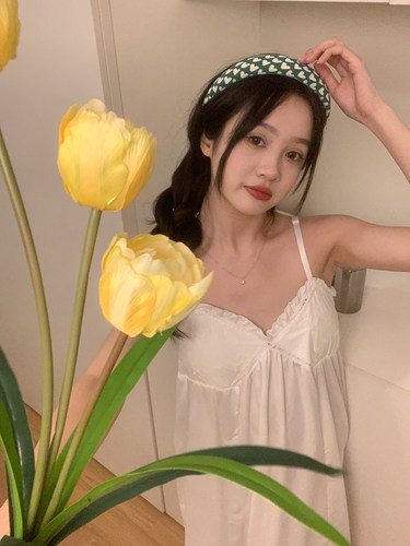 馨帮帮Homedress 夏季日系纯欲风甜美V领睡裙可爱花边吊带睡衣女 - 图0