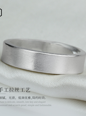 梦卡妮男士拉丝刻字足银戒指99