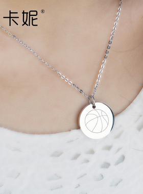 梦卡妮圆牌刻字母定制钛钢项链
