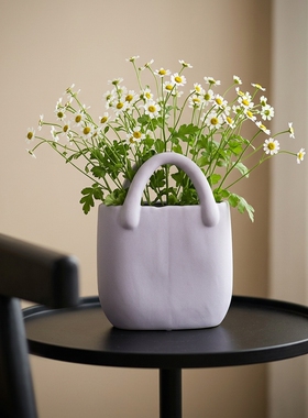 极简陶瓷手提包造型花瓶摆件