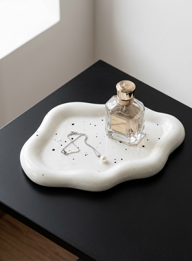 简约陶瓷云朵波点首饰收纳盘