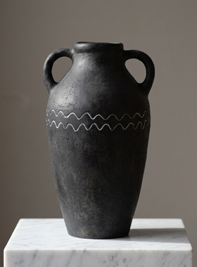北欧风黑色陶瓷双耳波浪纹花瓶