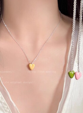 多巴胺爱心项链女小众设计感锁骨链海边氛围感甜美时尚气质配饰品