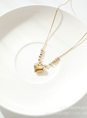 时尚大爱心项链轻奢简约批发锁骨链气质吊坠钛钢金色饰品女韩版金