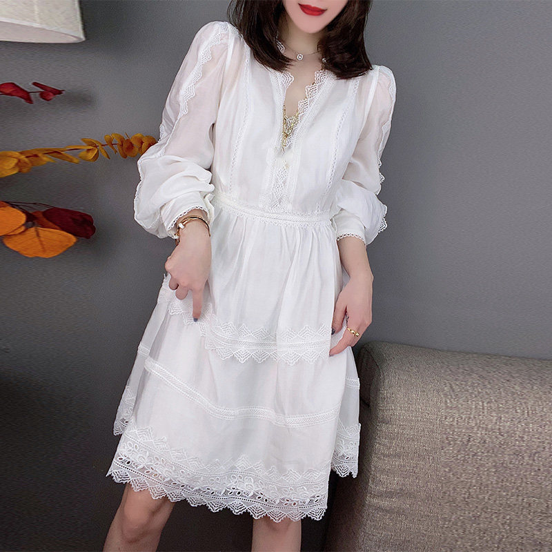 气质轻薄白色收腰v领长袖连衣裙 蜜恒连衣裙