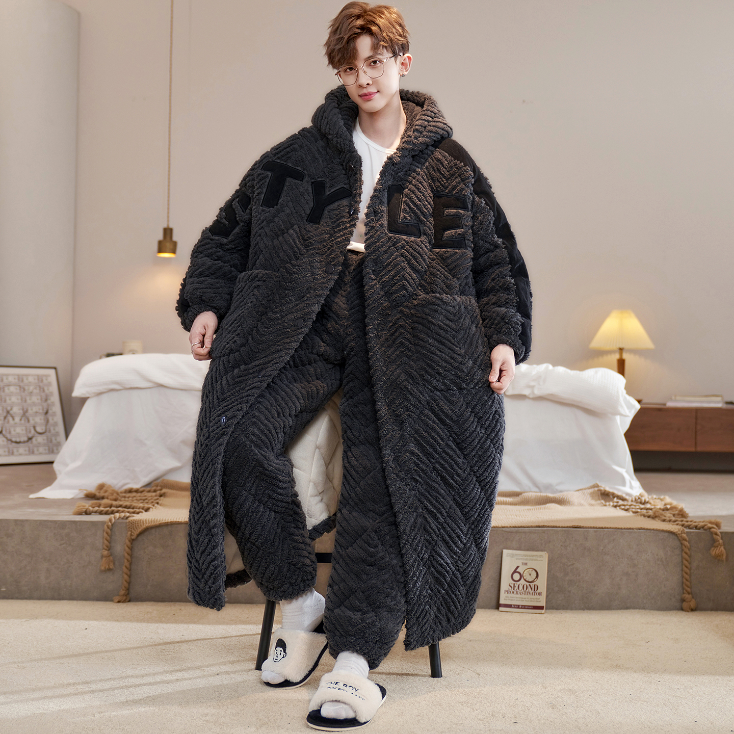 珊瑚绒睡衣男款冬季三层夹棉加厚加绒长款男士睡袍冬天保暖家居服 - 图2