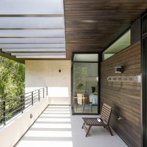 Japan Drywave Cantilevered Invisible Clothes Hanger Wall-mounted Balcony Patio Terrace Folding Adjustable Sunbathing