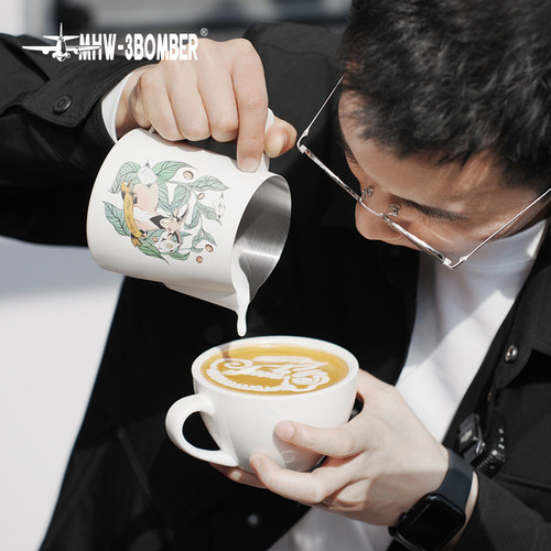 MHW-3BOMBER轰炸机Origin系列拉花缸 专业意式器具拉花杯 奶泡杯 - 图0