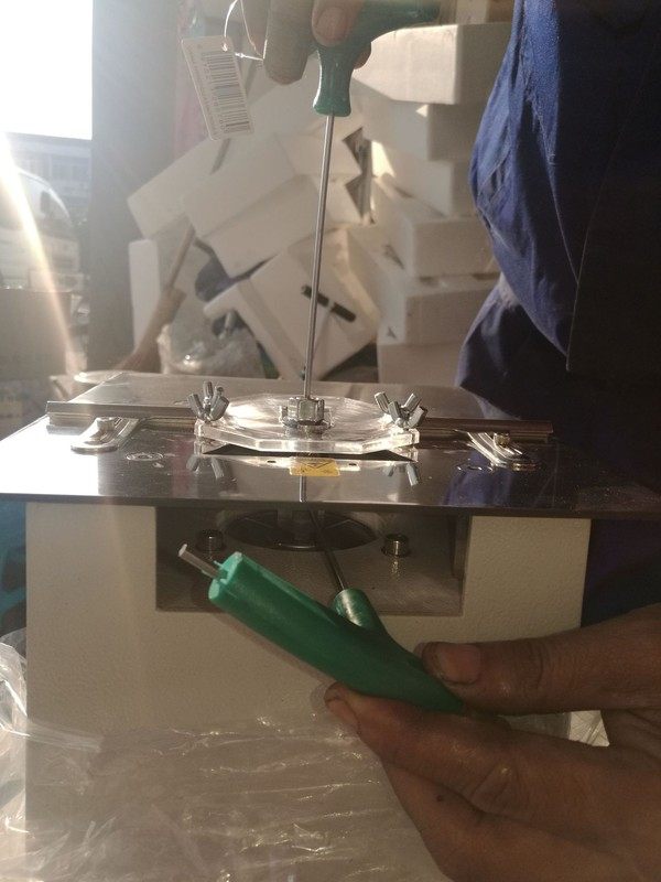 双面呢剖缝机 整体铝壳自动调刀劈缝机 羊绒破缝机直销,淘宝优惠券,粉丝福利购,淘宝优惠卷