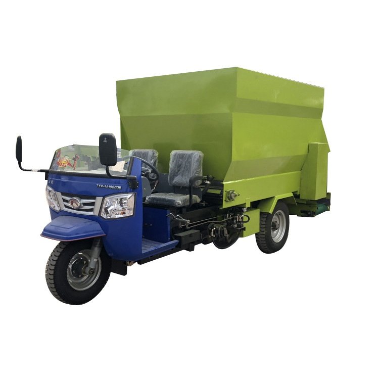 养殖场饲料喂料车2方牛场干湿草料投料车双面出料牛羊草料撒料车,淘宝优惠券,粉丝福利购,淘宝优惠卷