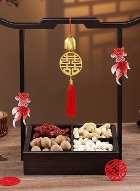 结婚早生贵子干果模具组合四宫格果盘婚房装饰摆件订婚敬茶杯摆台