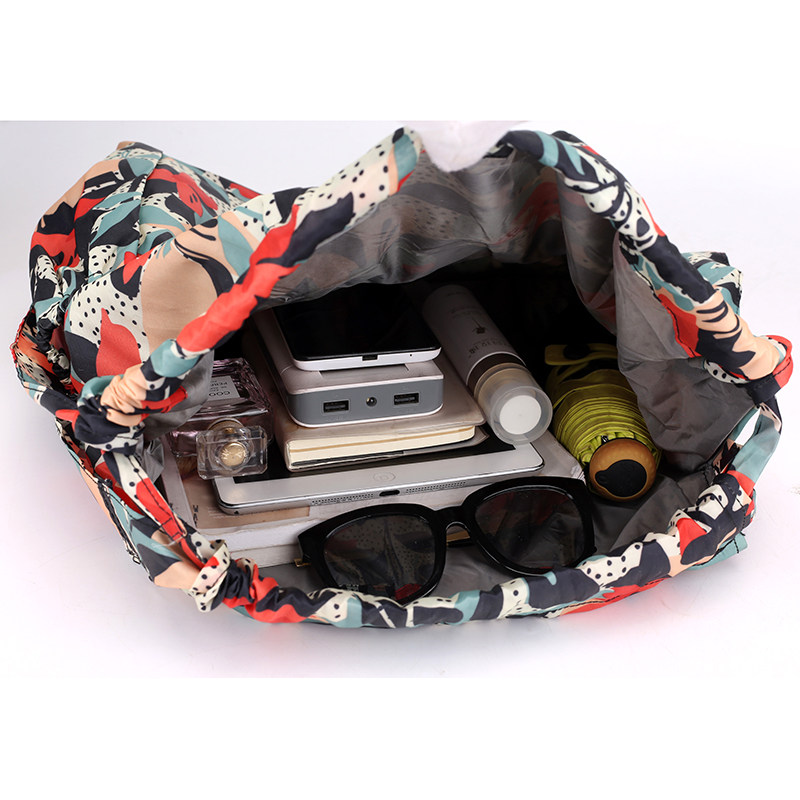 收纳可折叠超轻防水尼龙旅游双肩包 bclothz双肩背包