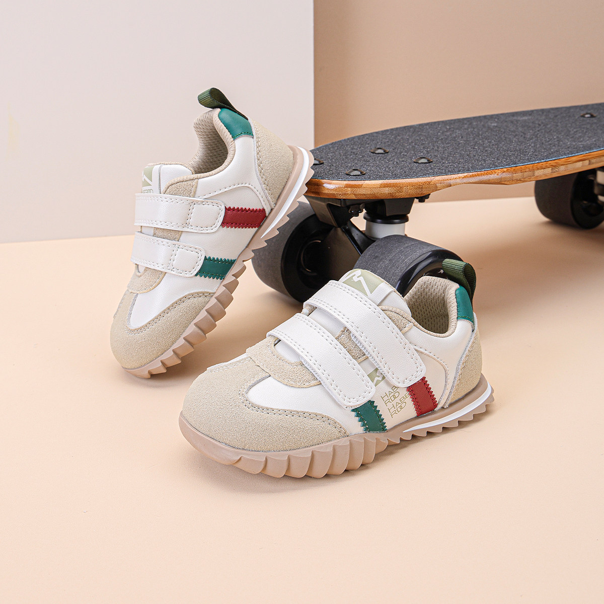 哈贝多儿童运动鞋德训鞋女童2025秋冬新款幼儿园男童防滑跑步鞋,淘宝优惠券,粉丝福利购,淘宝优惠卷