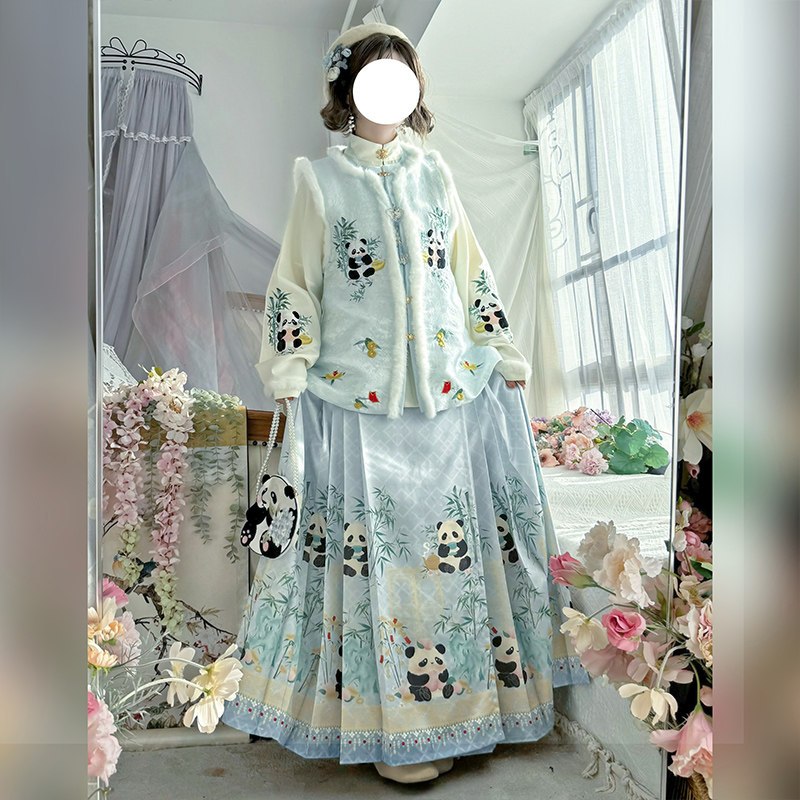 翡缇兰-团团圆圆 明制汉服女2025新款冬季日常加厚比甲马面裙古装,淘宝优惠券,粉丝福利购,淘宝优惠卷