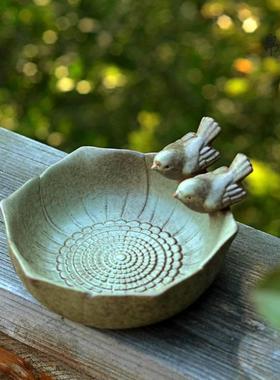 欧式复古陶瓷喂鸟喂食器户外落地小鸟喝水食盆防打翻