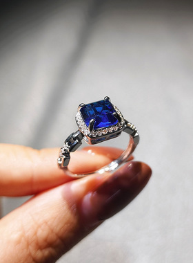 直播热卖方形红宝石戒指女轻奢高级感方糖高碳蓝石公主方包指环