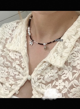 满五送一 原创DIY夏日辣妹ins黑白作旧蝴蝶爱心串珠锁骨链