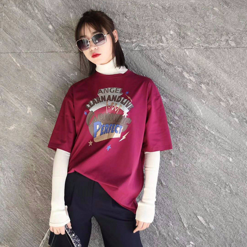  新颖阿玛施正T恤