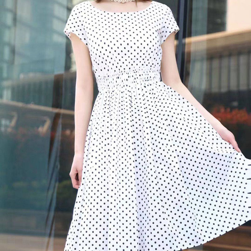 新颖阿玛施正旗舰店官网2020 新颖阿玛施正连衣裙