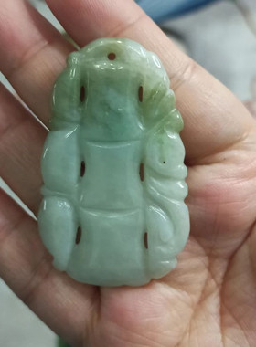 天然翡翠竹节吊坠绿底飘花