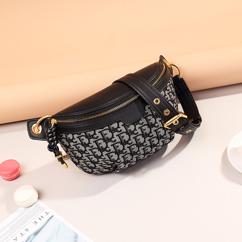 2020新款胸包女休闲ins ck斜跨包 莱羽女士包袋