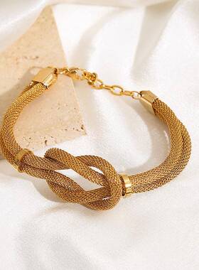 欧美跨境小众设计感手环女简约冷淡风卡扣打结手链五角星松石手饰