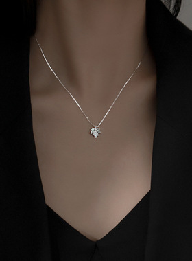 法国george melis925银枫叶项链女夏简约ins冷淡风锁骨链年新款