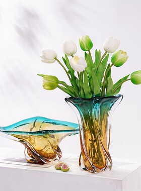 高档轻奢艺术玻璃花瓶摆件