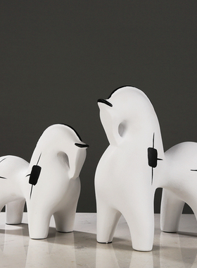 现代极简抽象白色马树脂摆件客厅