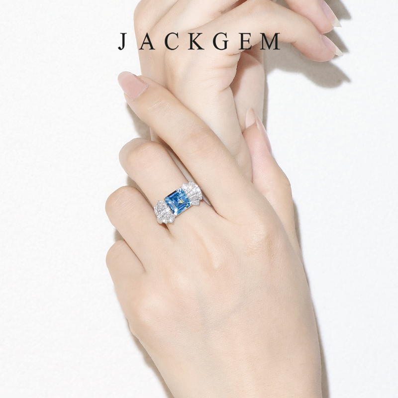 JACKGEM珠宝遐想海蓝宝戒指黄金求婚戒指钻石戒指蓝色宝石戒指J7-图0