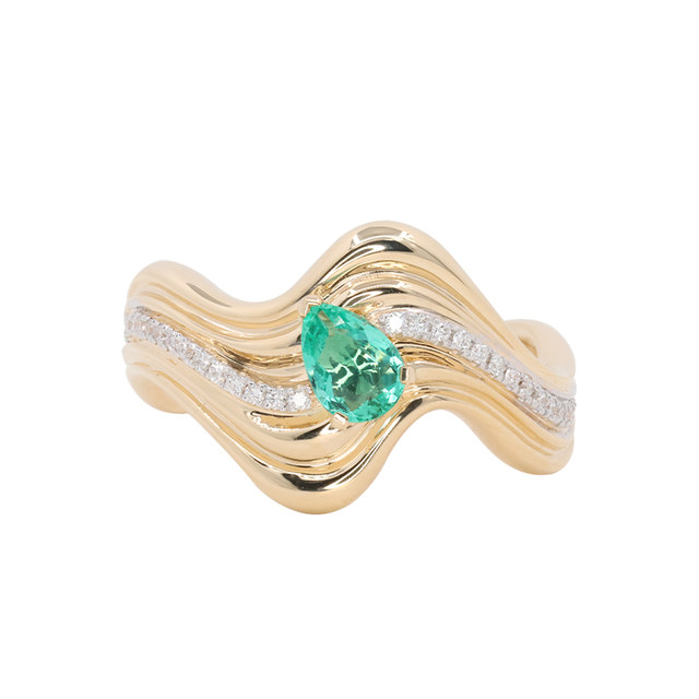 Original jewelry! Water rippled K gold gemstone ring!