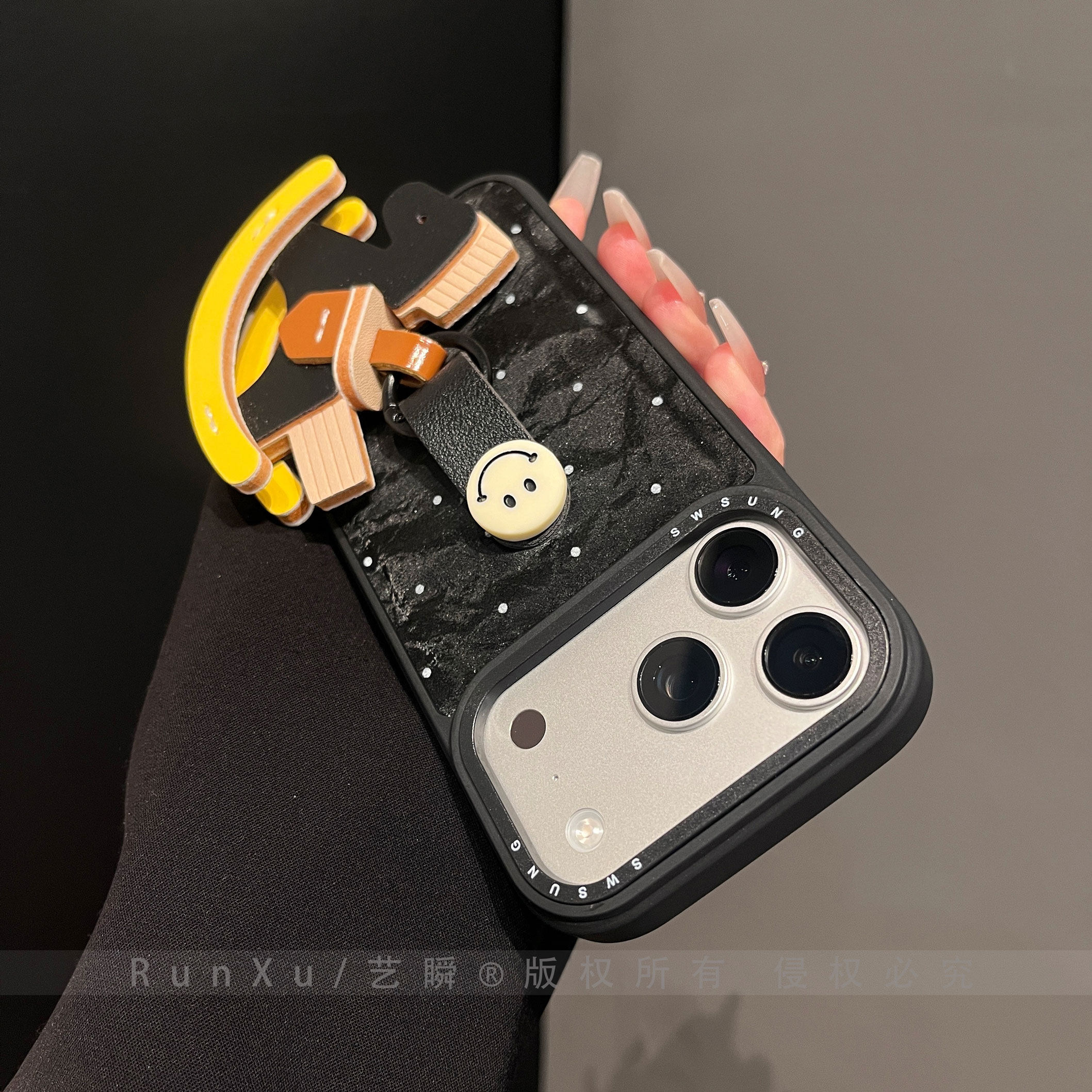 丝绒肤感雪山纹木马支架适用iPhone17ProMax手机壳苹果16pro皮质全包ip15个性创意14马年17pro情侣女款保护套,淘宝优惠券,粉丝福利购,淘宝优惠卷