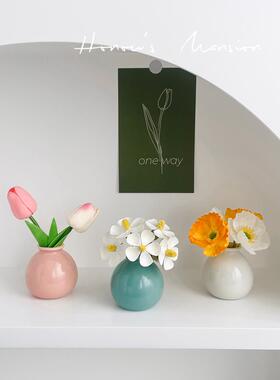 2026ins风装饰摆件办公室桌面居家房间装饰品卧室客厅电视柜小花