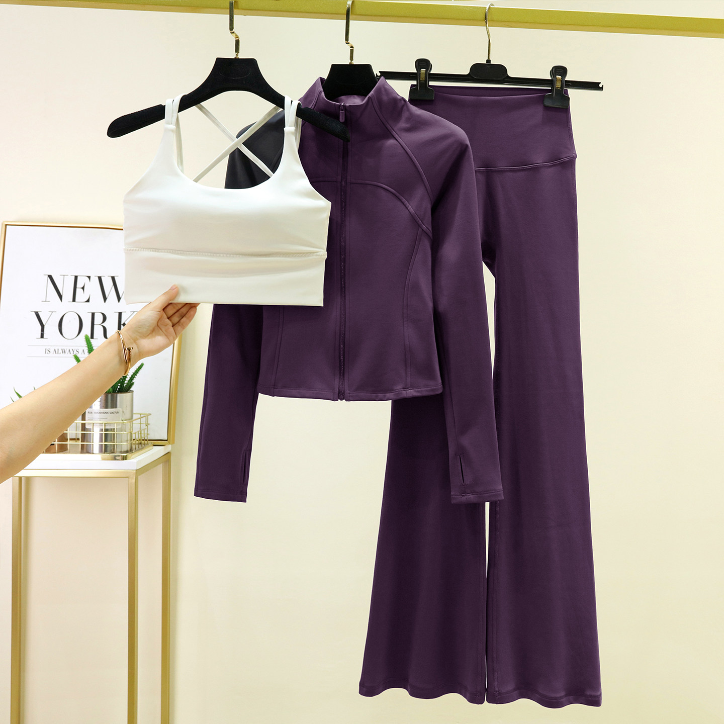 冬季加绒瑜伽服套装女2025新款紧身显瘦运动外套普拉提健身喇叭裤,淘宝优惠券,粉丝福利购,淘宝优惠卷