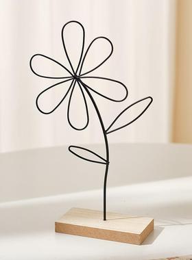 北欧ins风铁艺小花朵摆件创意家居桌面装饰品玄关酒柜金属工艺品