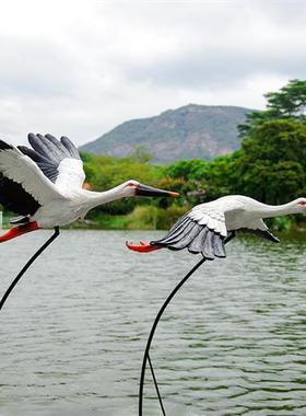 户外仿真白鹤雕塑白鹳摆件玻璃钢水池塘装饰景观仙鹤花园白鹭模型
