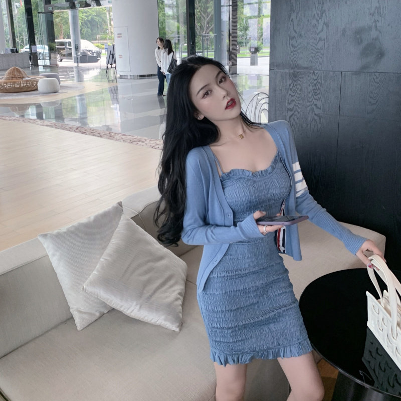 夏季新款法式褶皱搭配披肩吊带裙 森丽顿蕾丝衫/雪纺衫